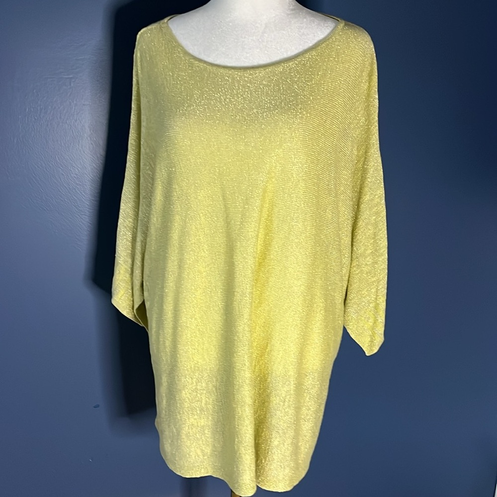 Anthropologie pale lemon/lime glittery tunic boat neck under sleeve & side slits